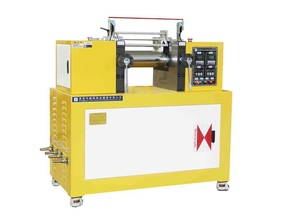 4寸电加热双调频开炼机